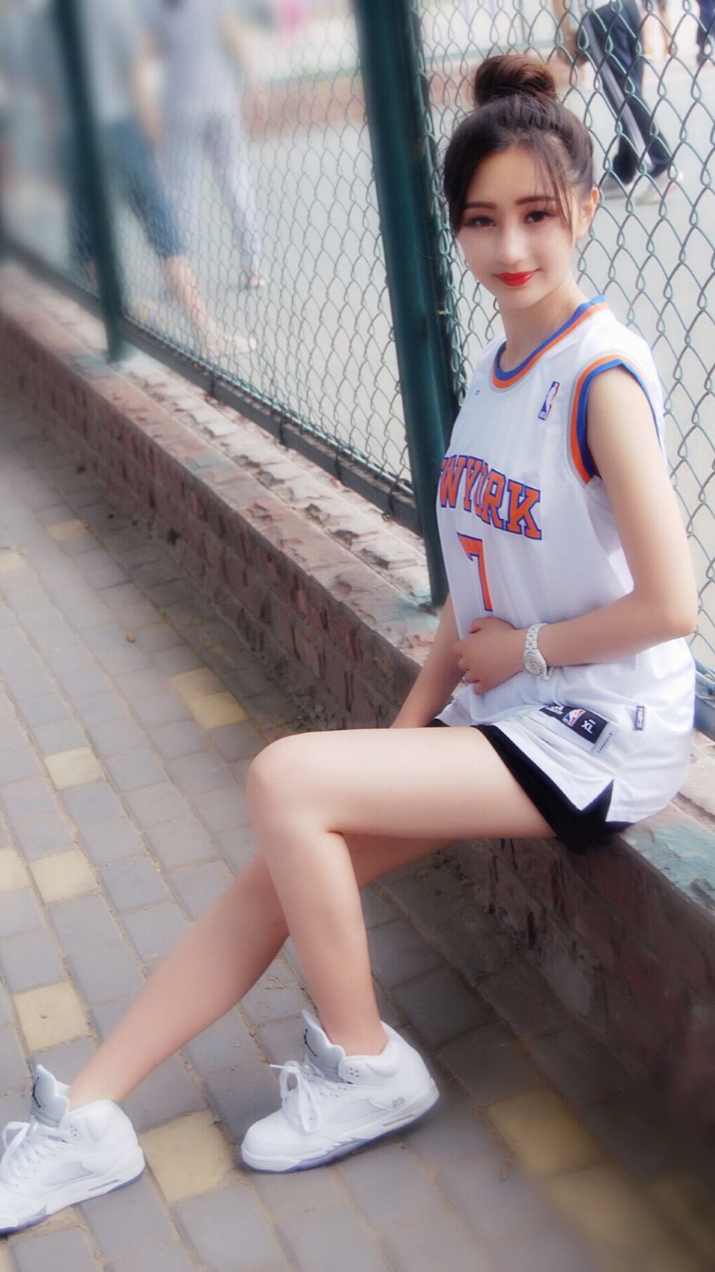 “攻防战激烈升温:谁能占据战术优势,领跑季后赛?”,攻防战视频